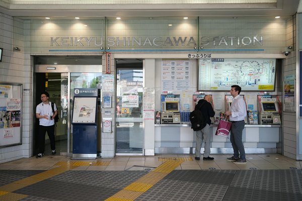 Découvrez les Astuces pour Dénicher un Camping Abordable en Pleine Haute Saison